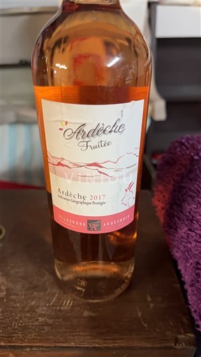 Alpes y Países Ródano Ardèche Vignerons Ardéchois Ardèche Fruité 2017