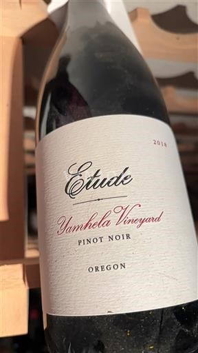 Northwest American AVA Dundee Hills (Oregon) Etude yamhela vineyard 2018