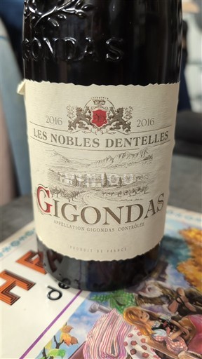 Rhônen laakso Gigondas Les Nobles Dentelles 2016