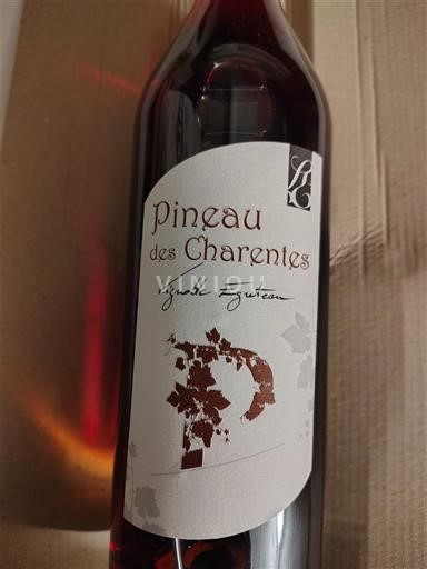 Poitou-Charentes Pineau-des-Charentes Izabelle Eguetan Não Sazonado