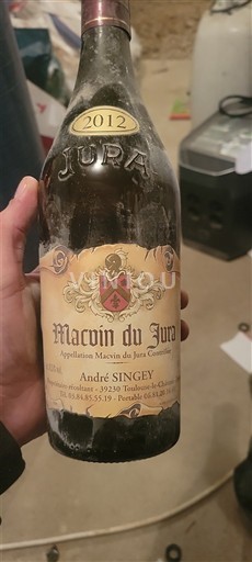 Jura Macvin du Jura André Singey 2012