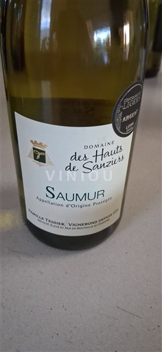 Údolí Loiry Saumur Domaine Des Hauts de Sanzais Neročník