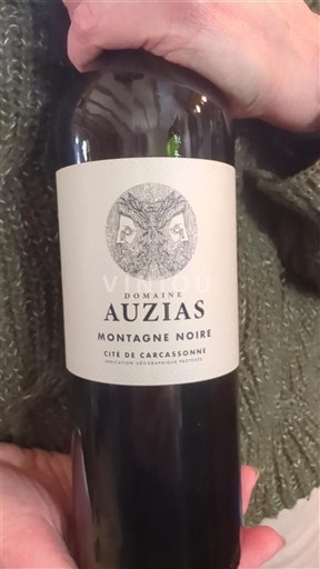 Languedoc ja Roussillon Carcassonnen kaupunki Domaine Auzias Montagne Noire 2023