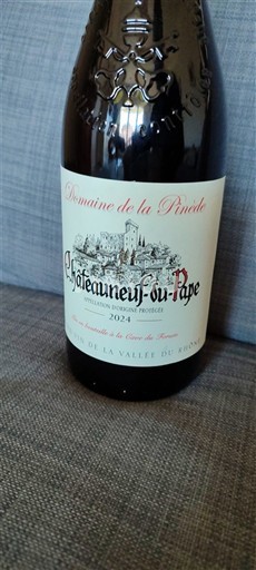 Rhônen laakso Châteauneuf-du-Pape Domaine La Pinède 2024