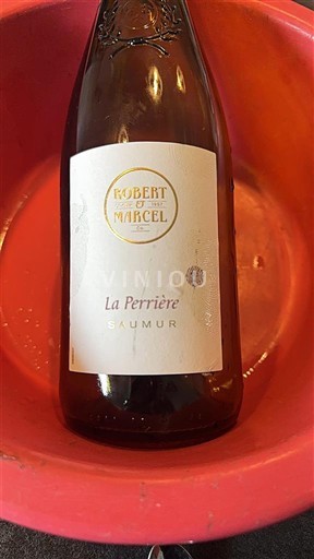 Thung lũng sông Loire Saumur Robert et Marcel La Perrière 2024