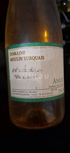 Dolina Loare Anjou Domaine Moulin Turquais Neleten.