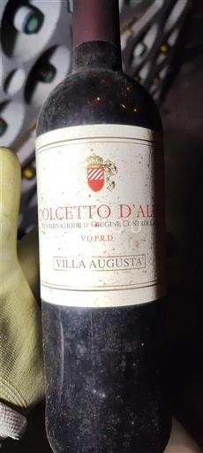 Piamonte Dolcetto d'Alba Villa Augusta Sin añada