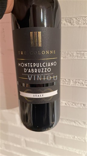 Abruzzes Montepulciano d'Abruzzo Tre Colonne 2022