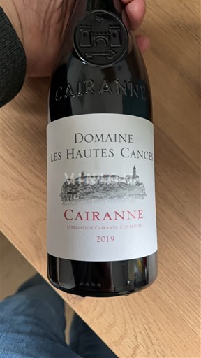Rhônen laakso Cairanne Domaine Les Hautes Cances 2019