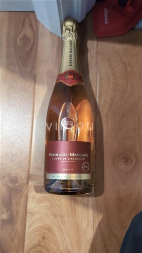 Lucemburská Mosela Nespecifikováno Bernard-Massard de l'Écusson Neročník