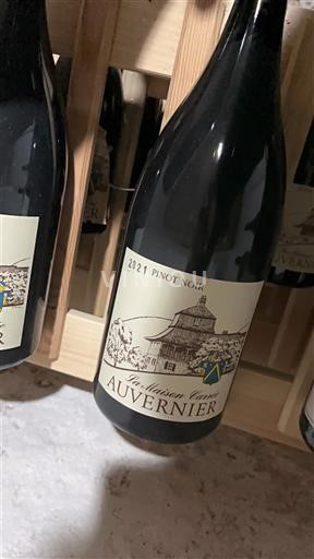 Neuchâtel Neuchâtel AOC La Maison Carrée Pinot Noir 2021