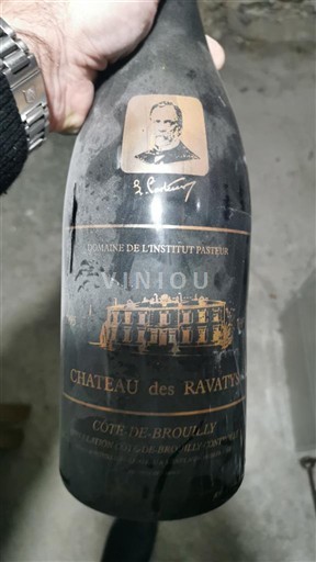 Beaujolais Côte-de-Brouilly Château S Ravatys 1995