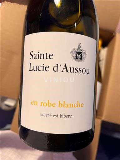 Languedoc a Roussillon Pays d'Oc Sainte Lucie d'Aussou en robe blanche 2025