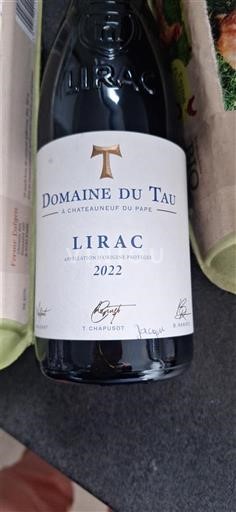Rhônen laakso Lirac Domaine Tau 2022