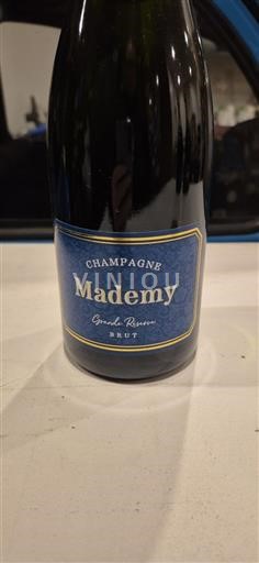 Champagne Šampanské Mademy Grande Réserve Neročník