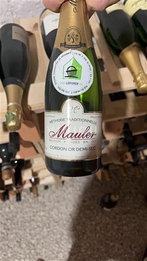 Neuchâtel Neuchâtel AOC Mauler Cordon Or Demi-Sec Niet-geïntegreerd