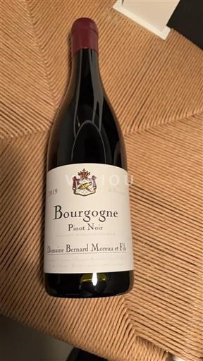 Burgundsko Domaine Bernard Moreau et Fils Pinot Noir 2019