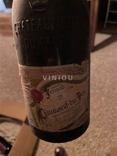 Rhône Valley Châteauneuf-du-Pape Domaine Ferrand 2011