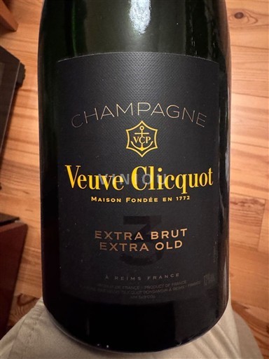 Champagne Šampanské Veuve Clicquot Extra Brut Extra Old Neročník