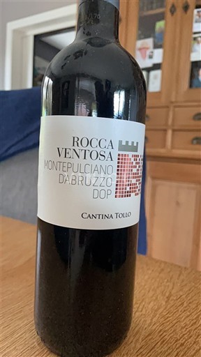 Abruzzen Montepulciano d'Abruzzo Cantina Tollo Rocca Ventosa 2017