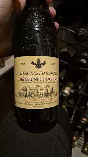 Rhônen laakso Châteauneuf-du-Pape Château S Fines Roches 2015