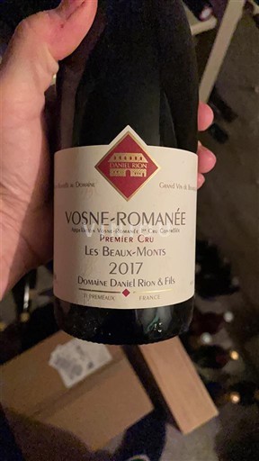 Borgoña Vosne-romanée Premier Cru Domaine Daniel Rion & Fils Les Beaux-Monts 2017