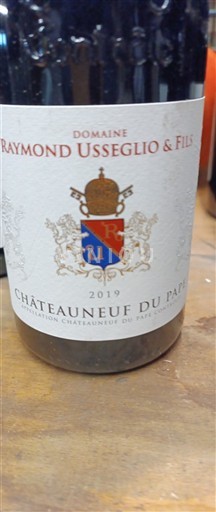 Rhône Valley Châteauneuf-du-Pape Domaine Raymond Usseglio & Fils 2019
