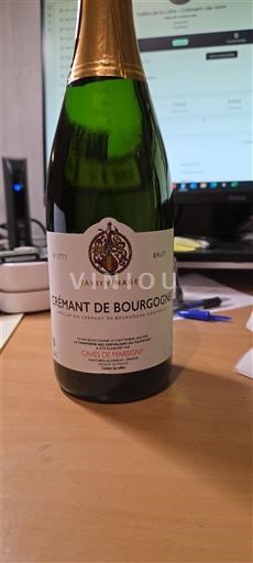 Burgundsko Crémant de Bourgogne Caves de Marsigny Tastevinage Brut Neročník
