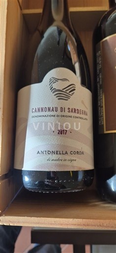 Sardaigne Cannonau di Sardaigne Antonella Corda di madre in vigna 2017