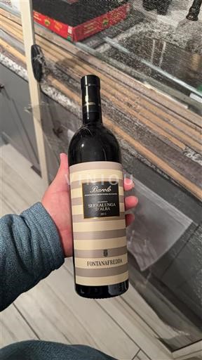Piedmont Wines Barolo Fontanafredda Serralunga d'Alba 2017