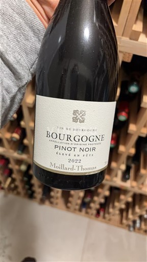 Burgundija Moillard-Thomas 2022