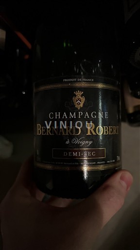 Samppanja Bernard Robert Ei vuosikertaa