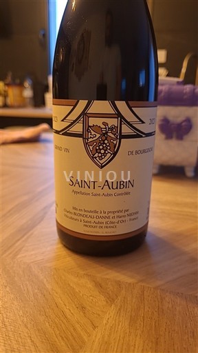 Burgundsko Saint-Aubin Charles Bondoux-Daniau et Hugues Nivollet 2015