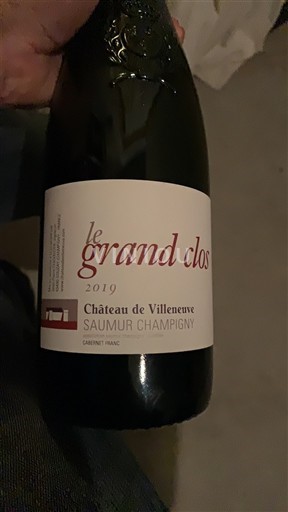 Vin Rouge sec Le Grand Clos Château Villeneuve 2019 France Vallée de la Loire Saumur-champigny AOC
