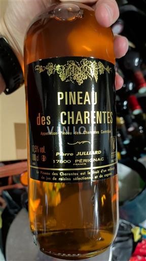 Poitou-Charentes Pineau des Charentes Pierre Julliard Neleten.