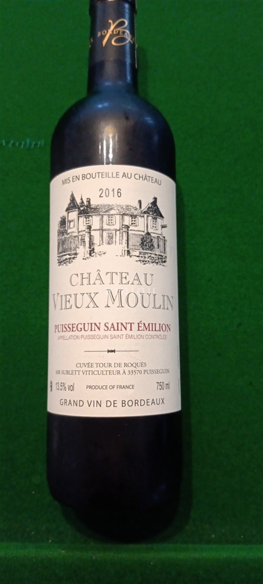 Bordeaux Puisseguin-Saint-Émilion Château Vieux Moulin Tour de Roques 2016