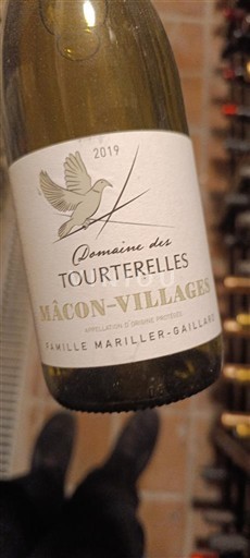 Bourgogne Mâcon và Mâcon-villages Domaine S Tourterelles 2019