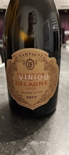 Champagne Delagne & Fils Tradition Grande Icke årgångsbetecknad