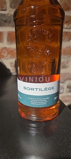 Vini Rouge sec Sortilège Non millésimé Canada Québec Non specificato