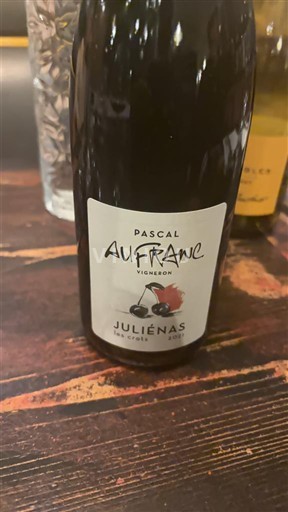 Beaujolais Juliénas Pascal Aufranc Ei vuosikertaa