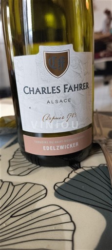 Alzacija Edelzwicker Charles Fahrer Edelzwicker Neleten.