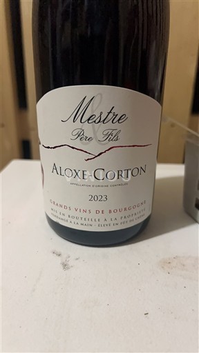 Borgonha Aloxe-Corton Mestre Père & Fils 2023