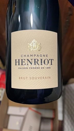 Champagne Champagne Henriot Brut Souverain Icke årgångsbetecknad