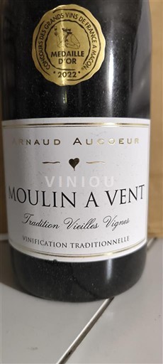 Beaujolais Moulin-à-vent Arnaud Augoeur Tradition Vieilles Vignes Neročník