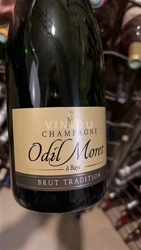 Шампања Šampanjac Odil Moret Brut Tradition Non Millésimé