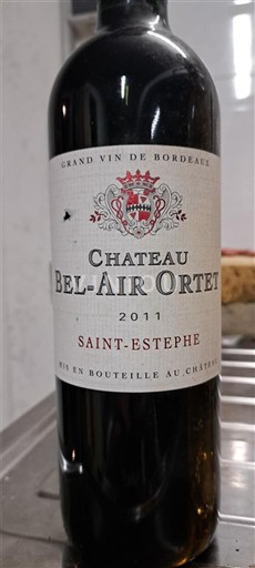 Burdeos Saint-Estèphe Château Bel-Air Ortet 2011