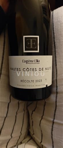 Vini Rouge sec Eugène Ellia 2023 Francia Borgogna Hautes Côtes de Nuits AOC