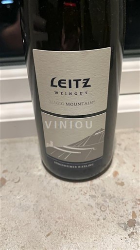 Rheingau Leitz Magic Mountain 2022