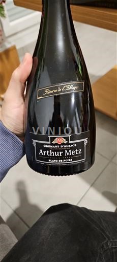 Alsace Alsace-kuohuviini Arthur Metz Réserve de l'Abbaye Ei vuosikertaa