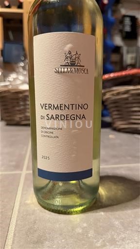 Sardinia Vermentino di Sardegna Sella & Mosca 2025